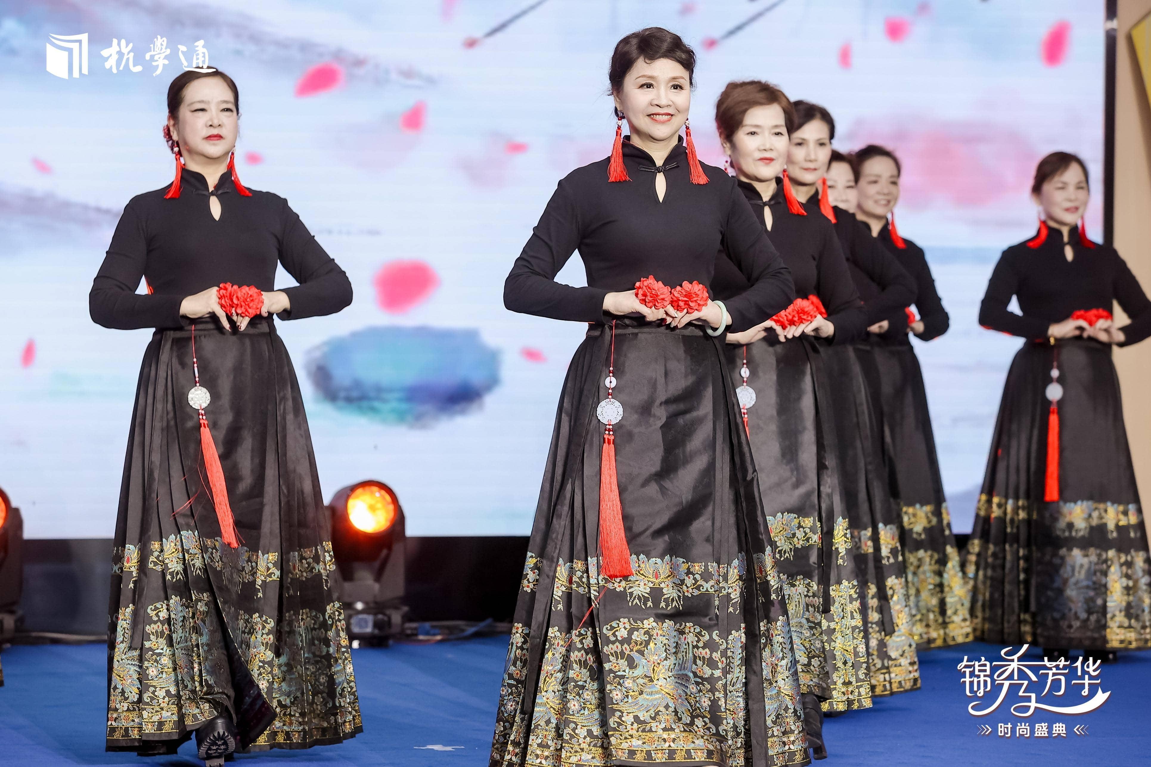 c76405f2f401deda4e33ef60cf38816