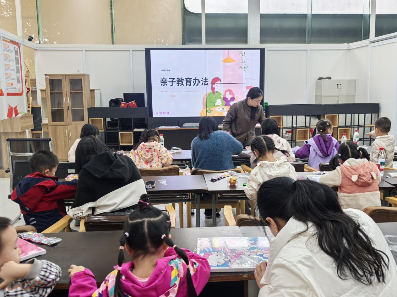 03b2a53bb39449fced057c1111c4ab84