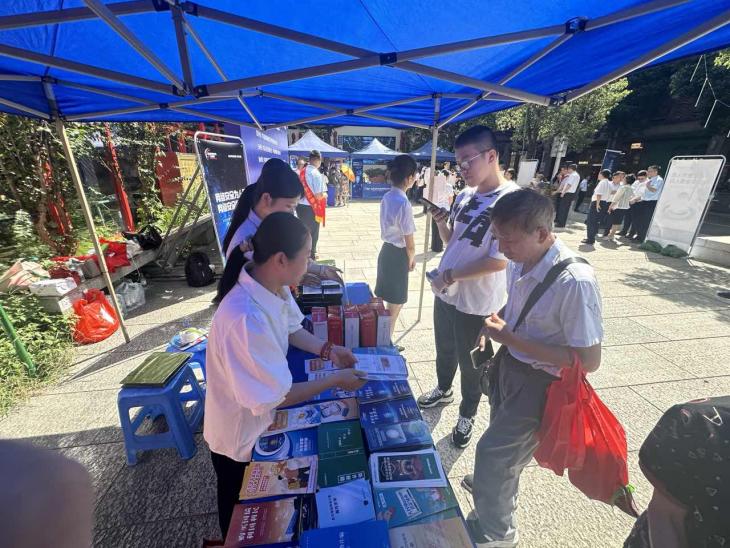 如图片无法显示，请刷新页面