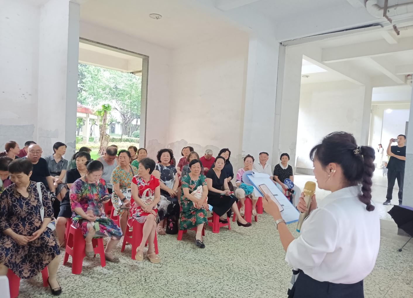 2a88eed424fc301073a4eaf4a0558c3