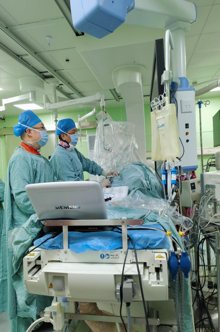 如图片无法显示，请刷新页面