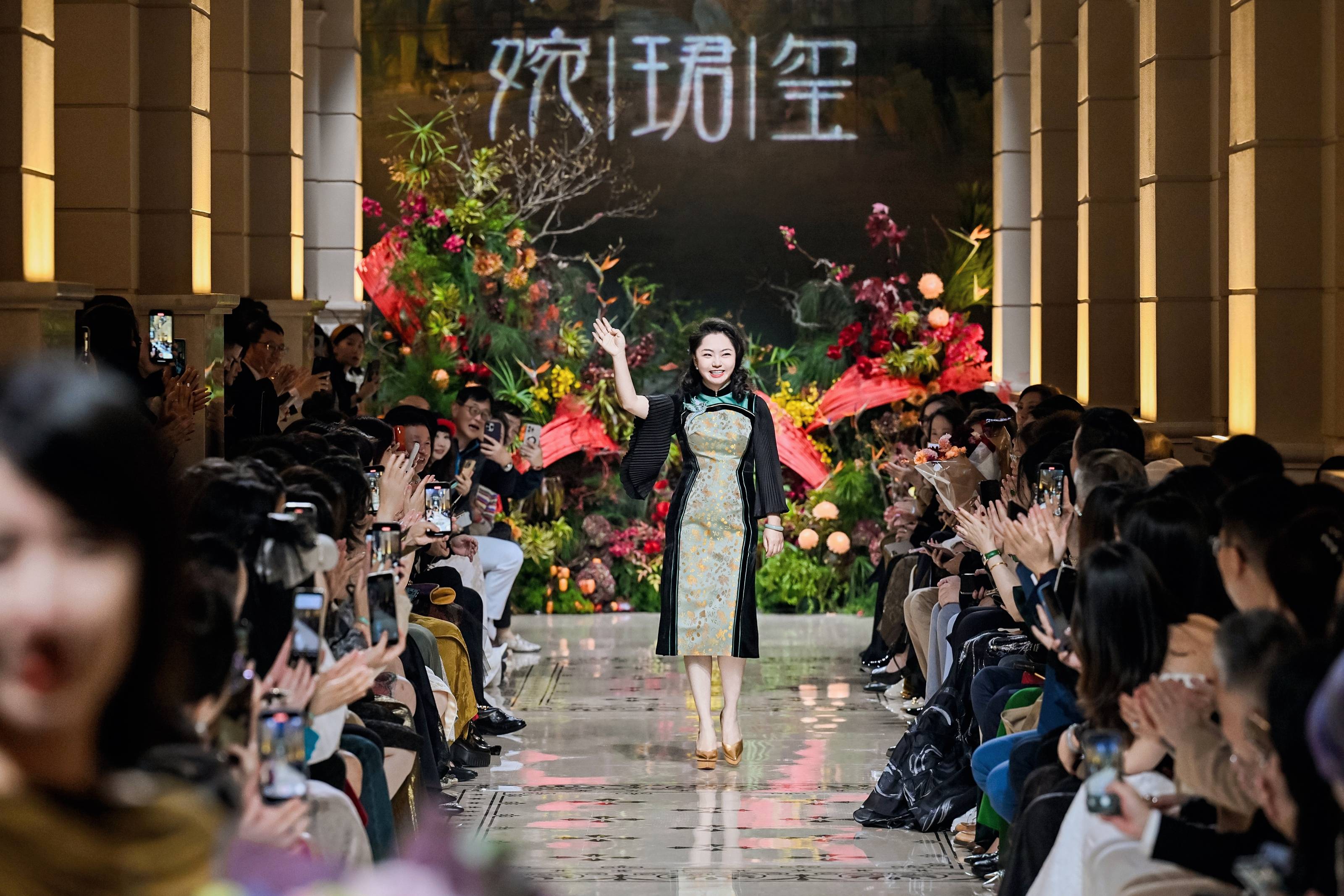 Macintosh HD:Users:wuyezhou:Desktop:叶青:webwxgetmsgimg (9).jpeg