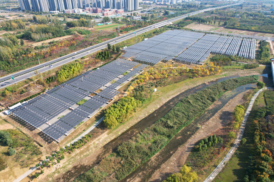 中建一局二公司郑州航空港区光伏项目开展一线建设者健康义诊活动