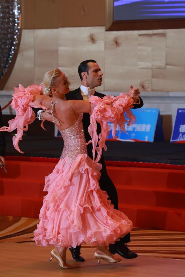 如图片无法显示,请刷新页面