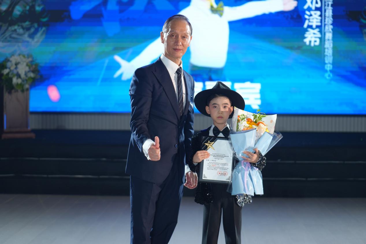 8b89047af883f5f9f342c4e13a435b57