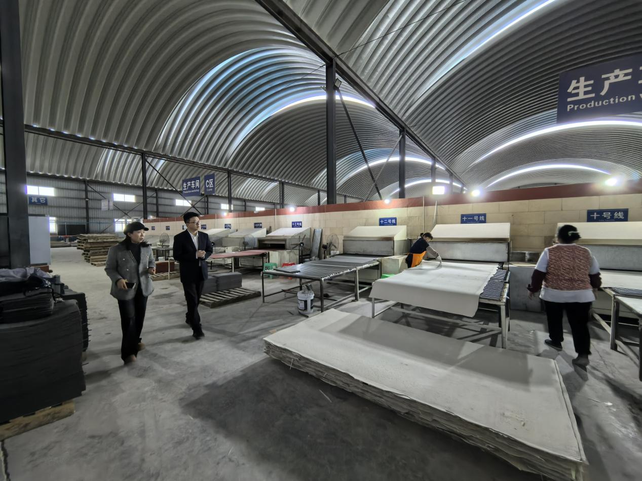 ee4ed8e7b714f14e2cd0868fc49800bc